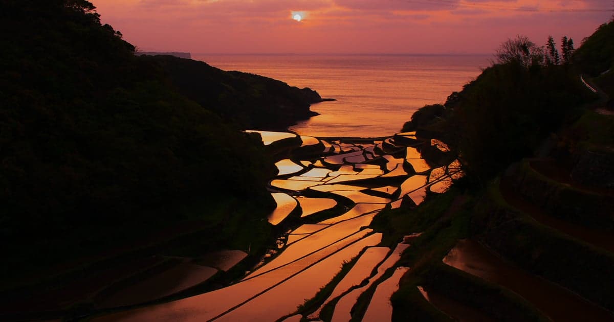 玄界灘に沈む唐津の夕日(サンセット)のイメージ